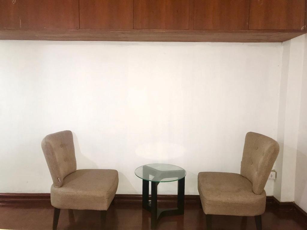 C U Again Otel Bangkok Dış mekan fotoğraf